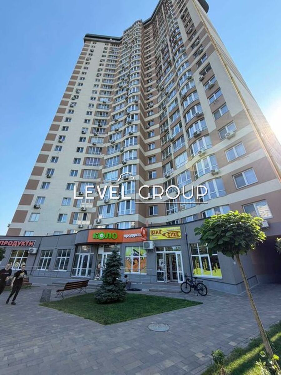 Новопольова вул., 2