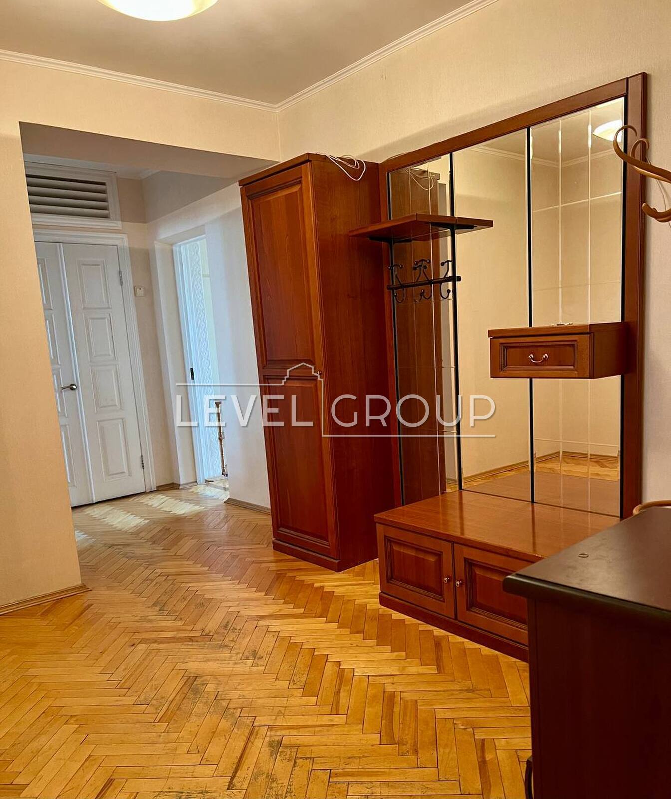 Sribnokilska St., 20