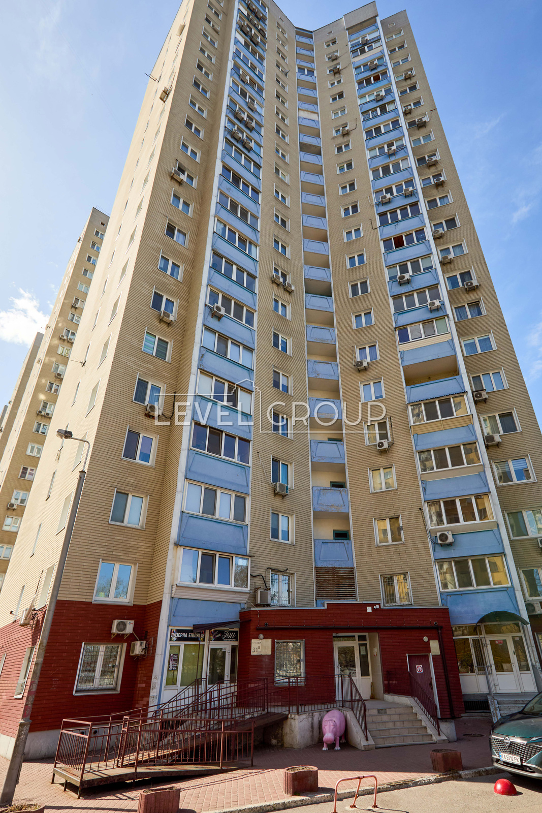 Европейського Союзу просп. (Правди), 31а
