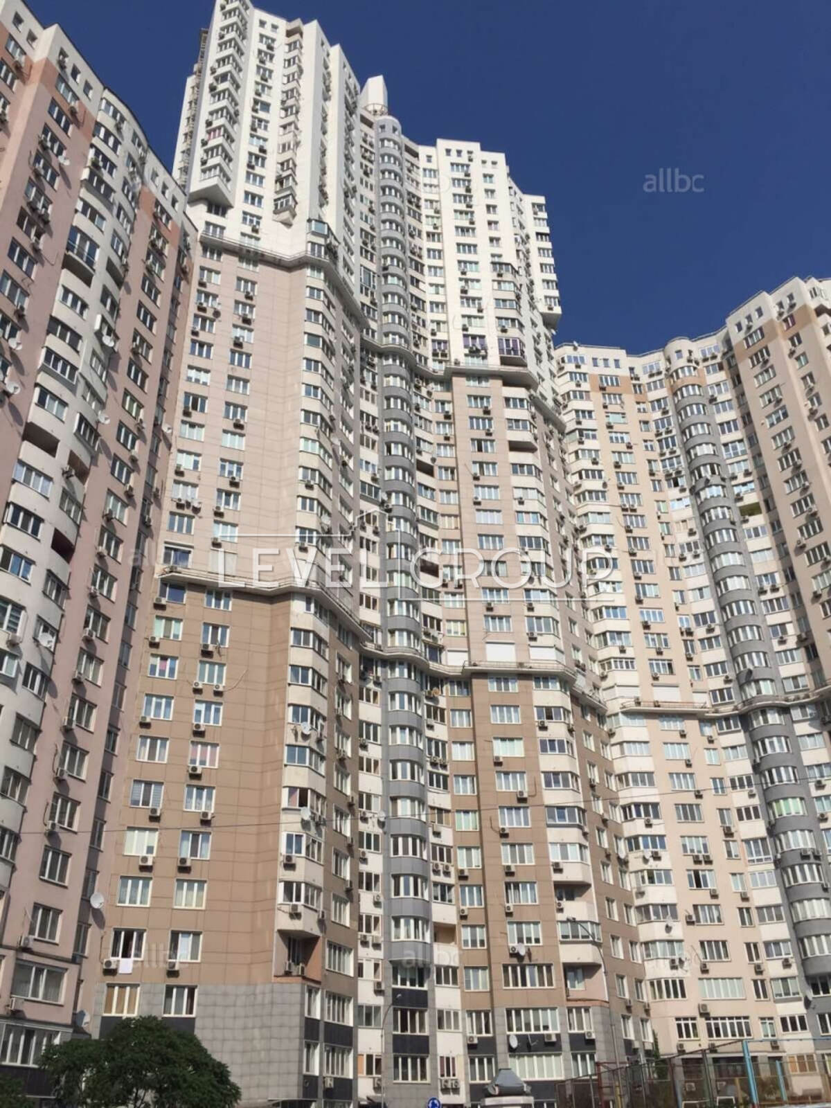 Sribnokilska St., 1