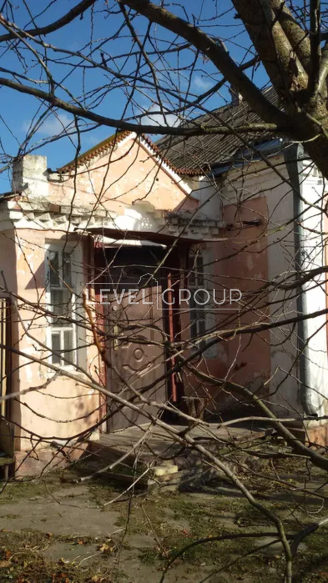 вул. Нова, 20