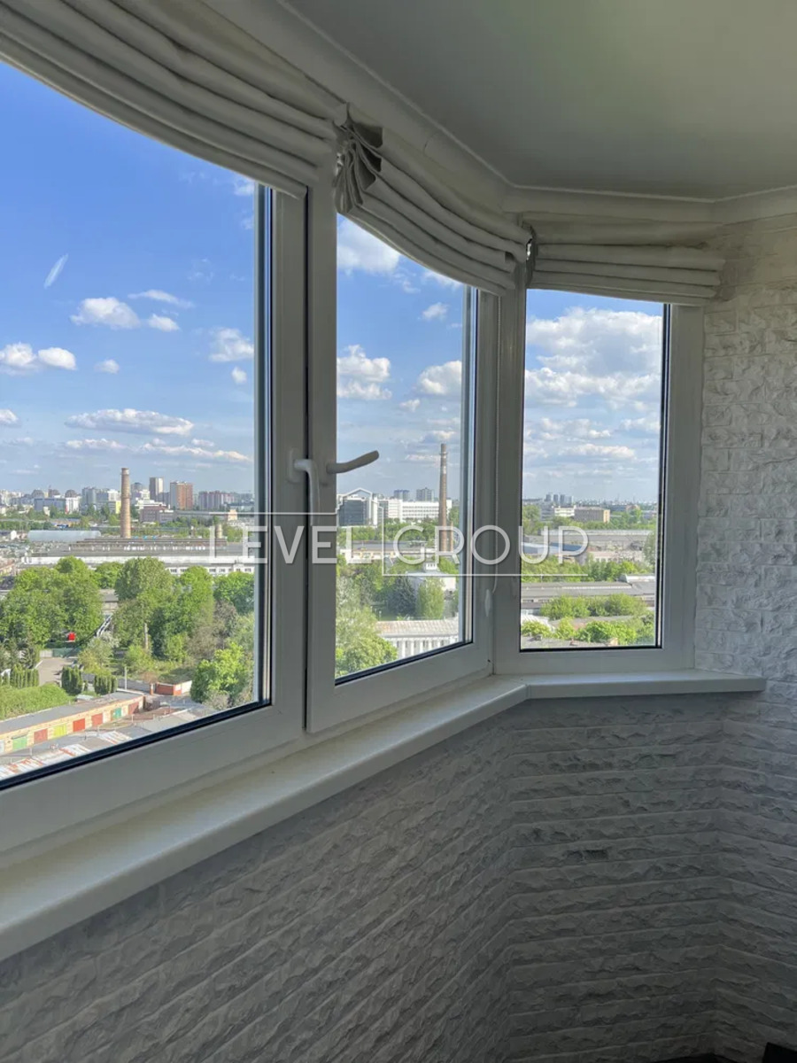 Берестейський просп. (Перемоги), 71а