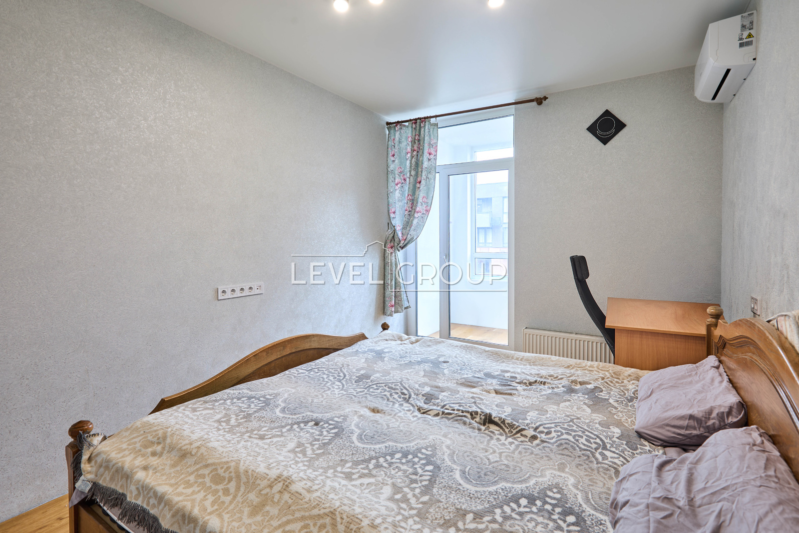 Салютна вул., 2к19