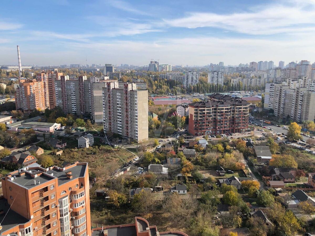 Осіння вул., 33