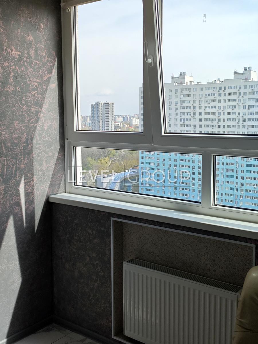 Одеське шосе, 18
