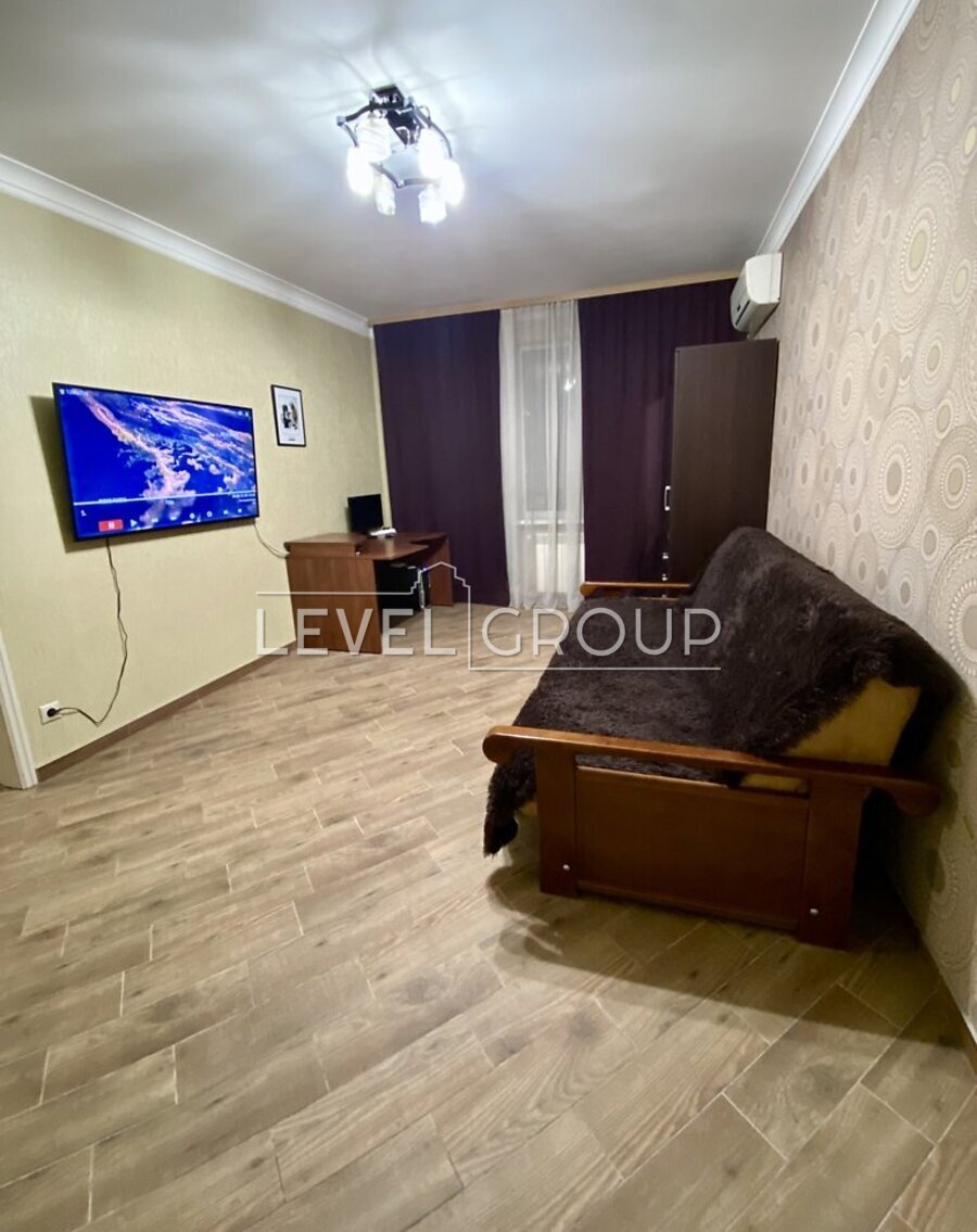 Академіка Палладіна просп., 25
