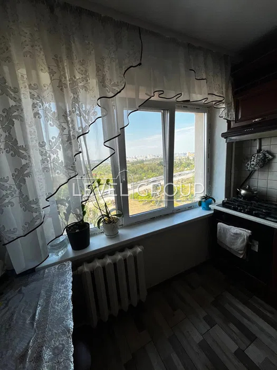 Kharkiv highway, 21