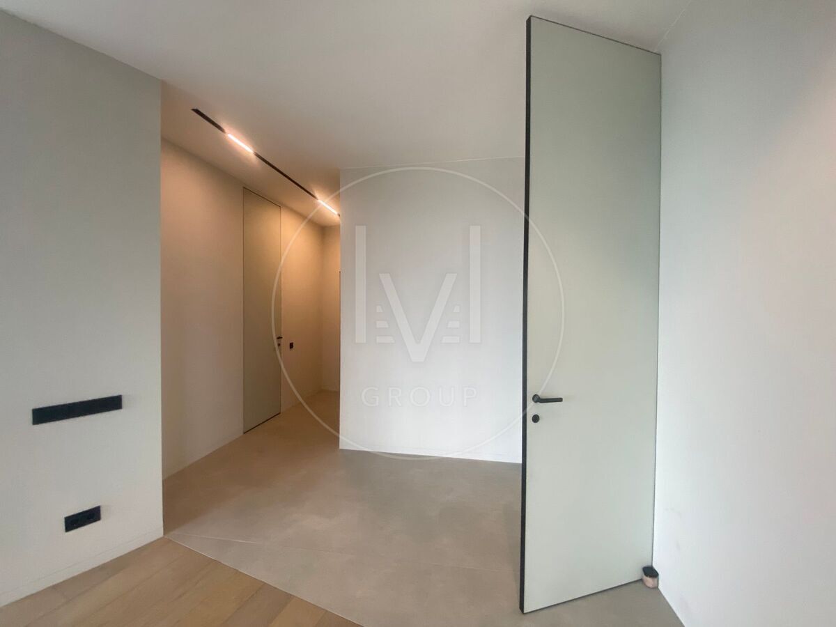 Buslivska St., 12