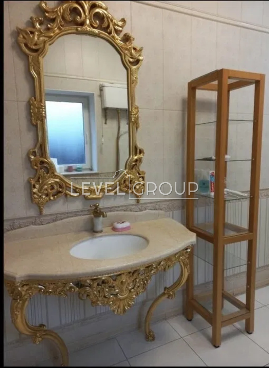 Вартових Неба вул.