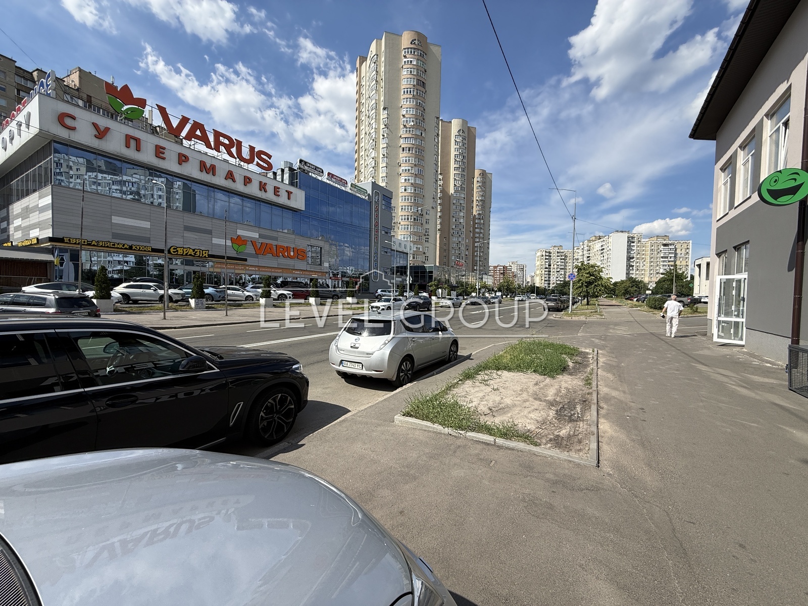 Drahomanova St., 21