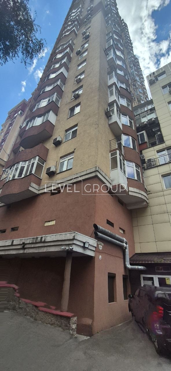 Zhylianska St., 118