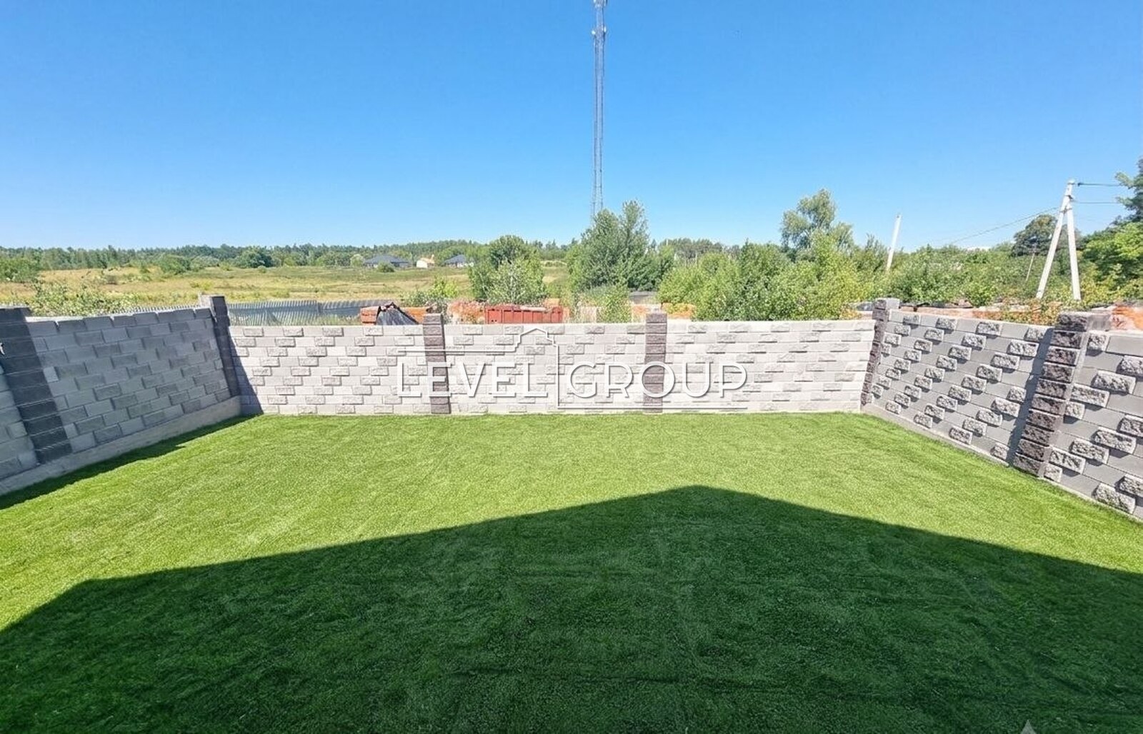 Михайлівська, 1