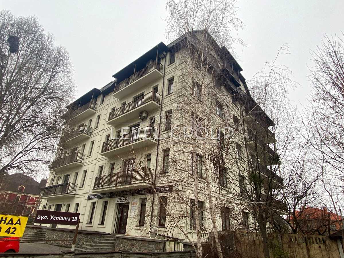 Успішна вул., 18