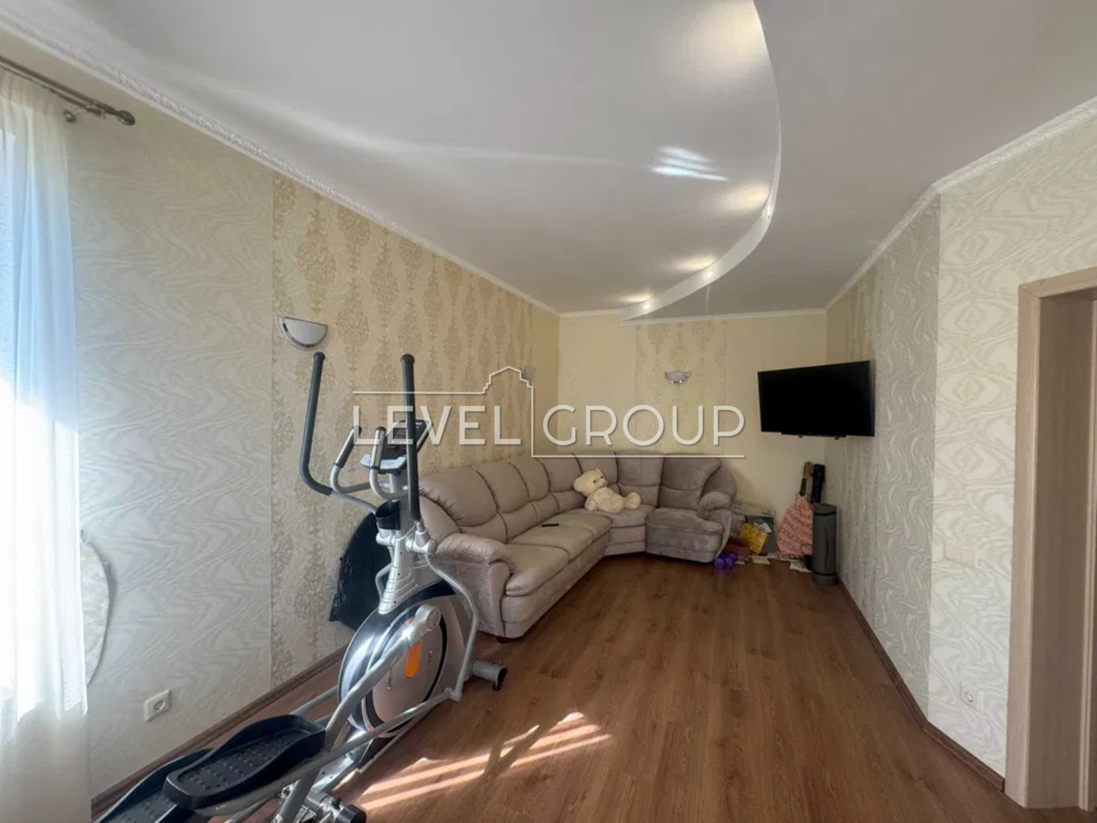 Boryspilska St., 52a