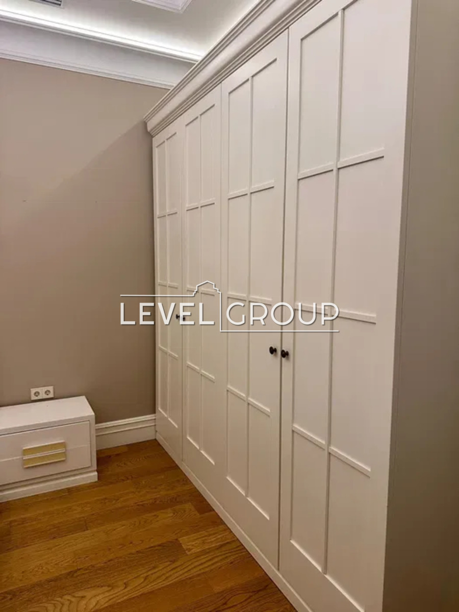 Новоселицька вул., 10