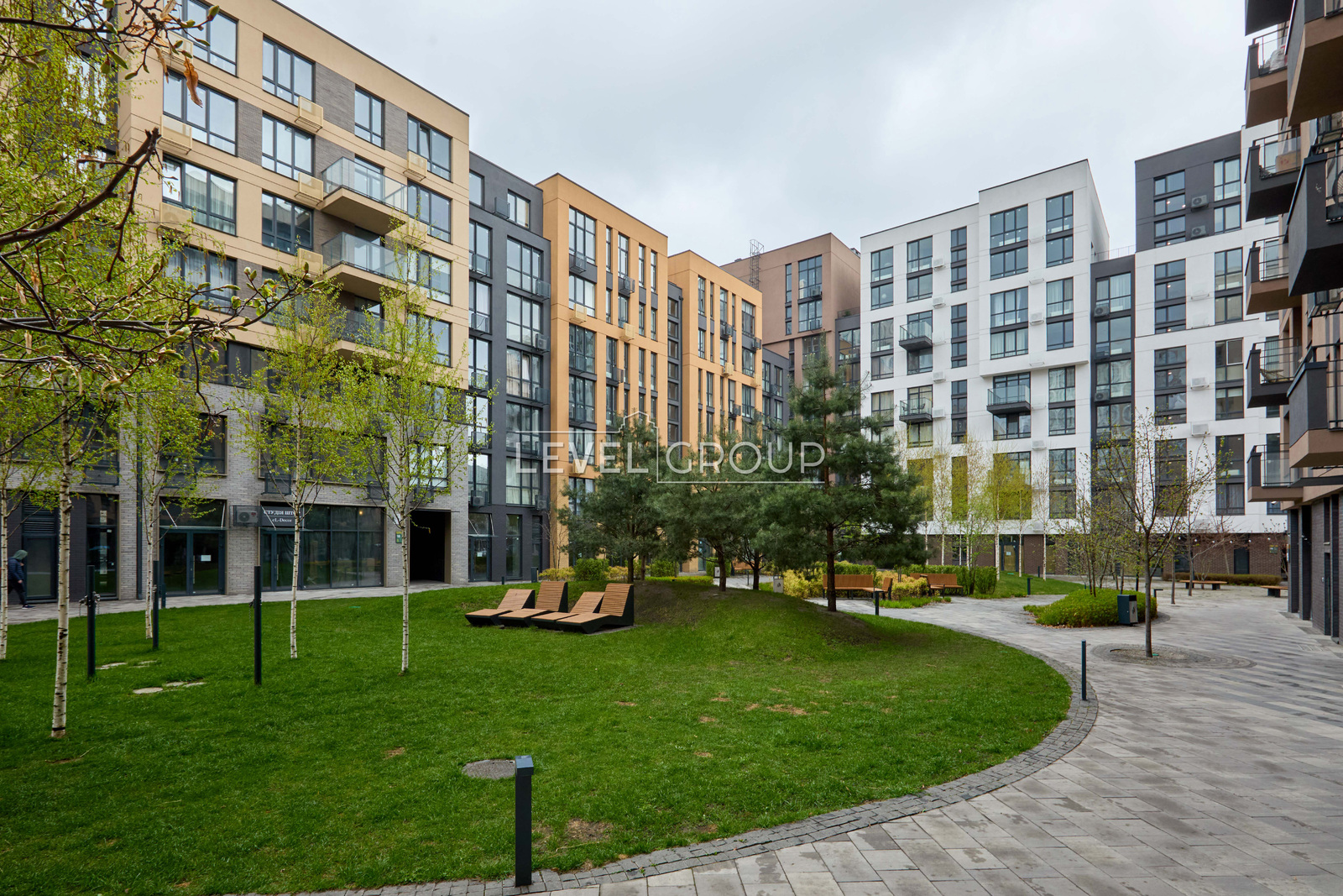 Салютна вул., 2к19