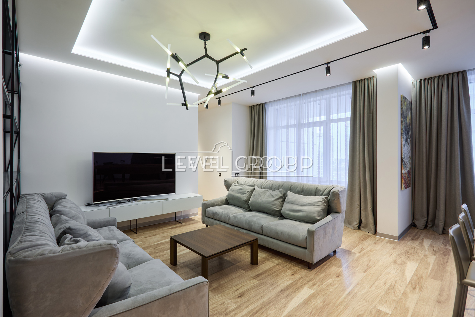 Андрія Верхогляда вул. (Михайла Драгомірова), 17