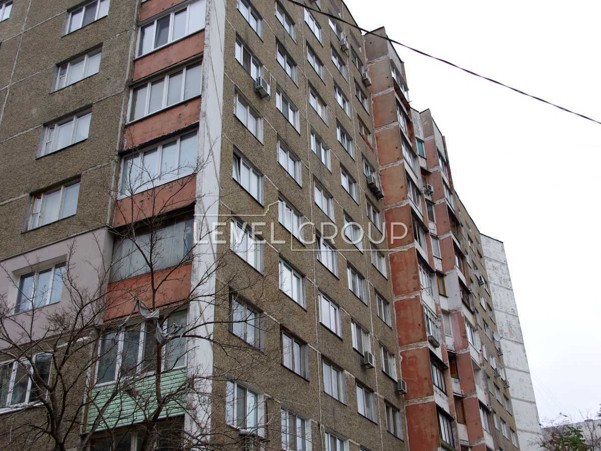 Йорданська вул. (Лайоша Гавро), 4А
