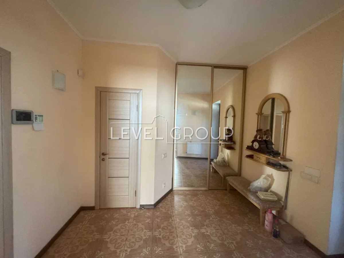 Boryspilska St., 52a