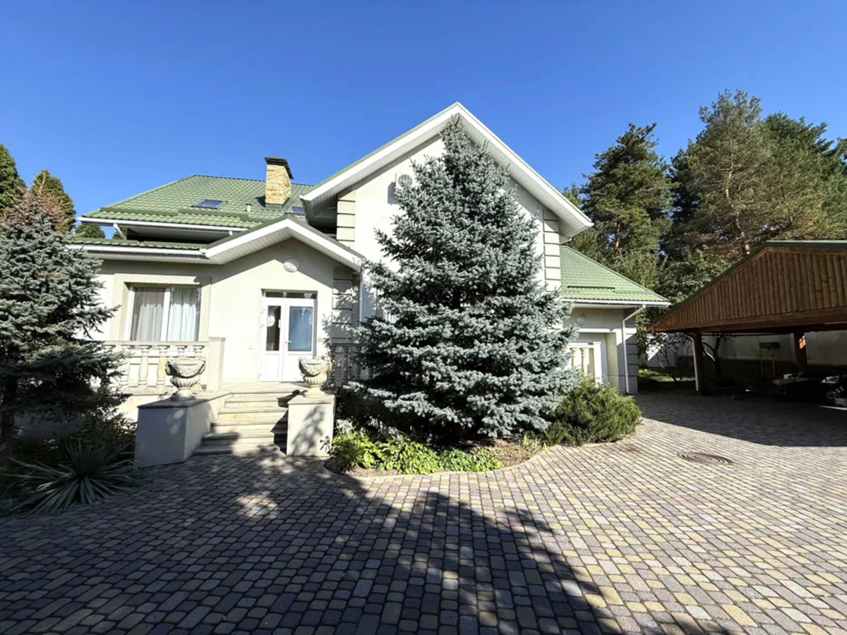 Київська, 12