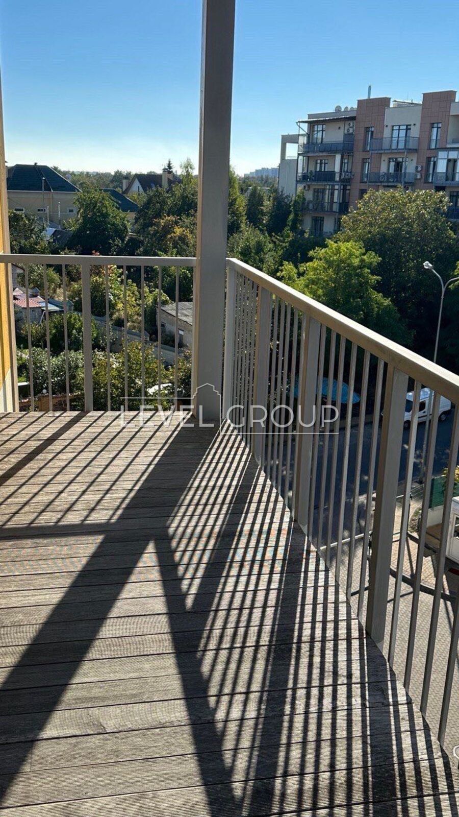 Ivana Kavaleridze St., 11