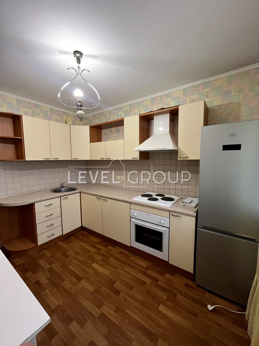Sribnokilska St., 20
