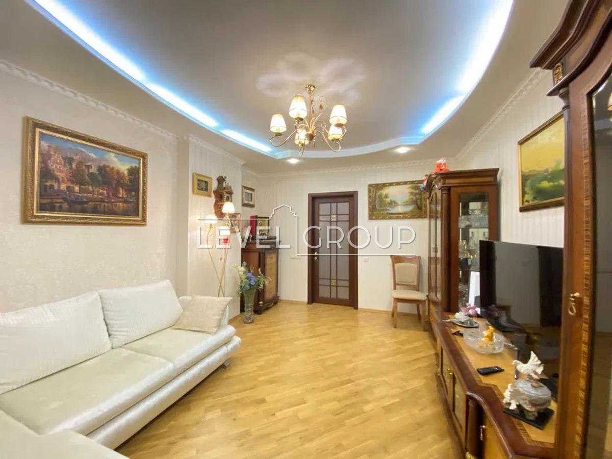 Науки просп., 69