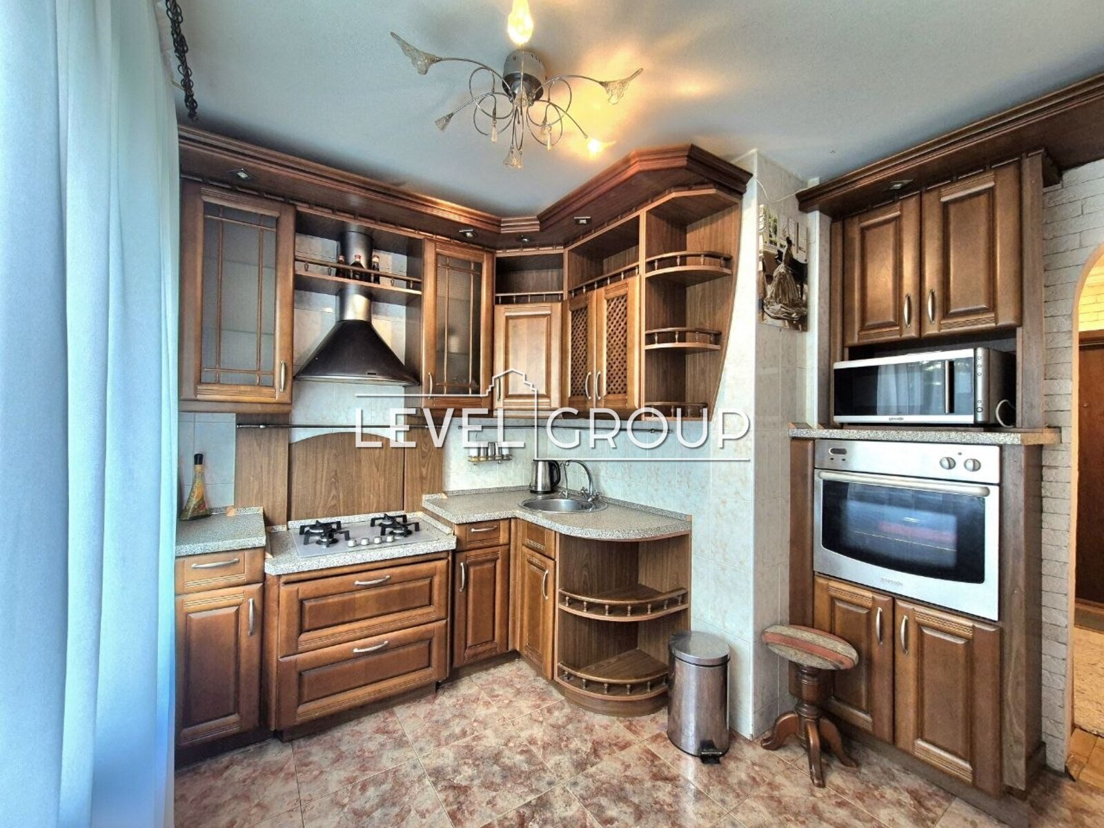 Svobody Ave., 28b
