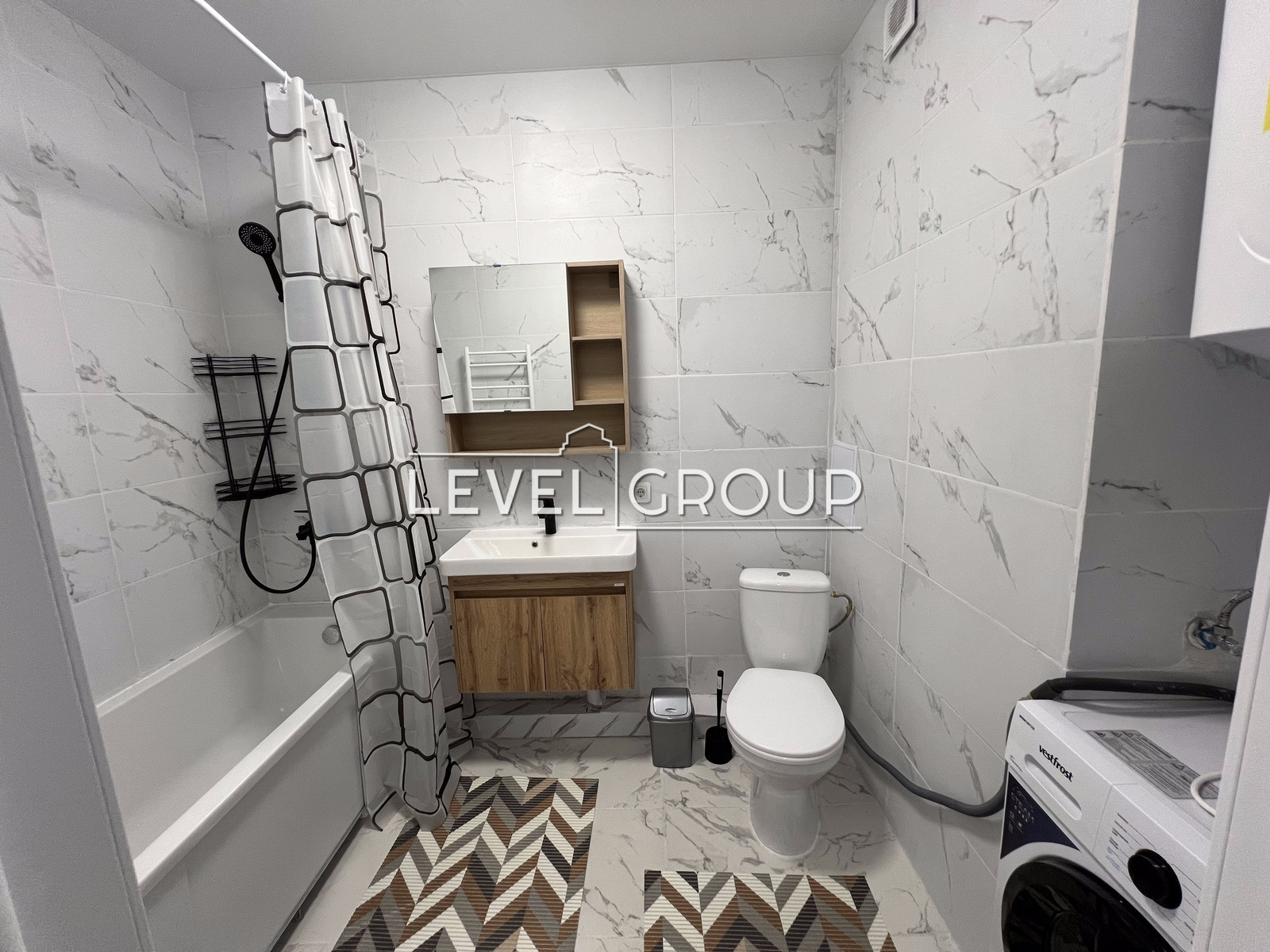 Krister Family Street, 14B