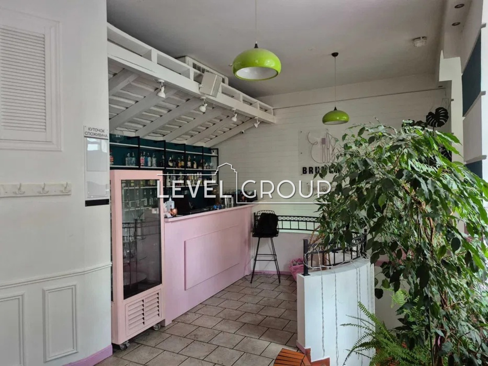 Інститутська вул., 27