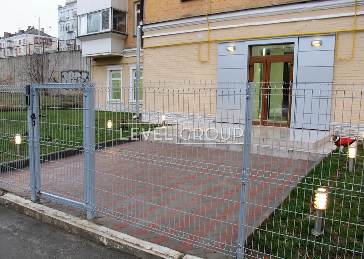 Саксаганського вул., 69