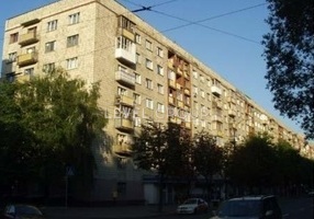 name_en