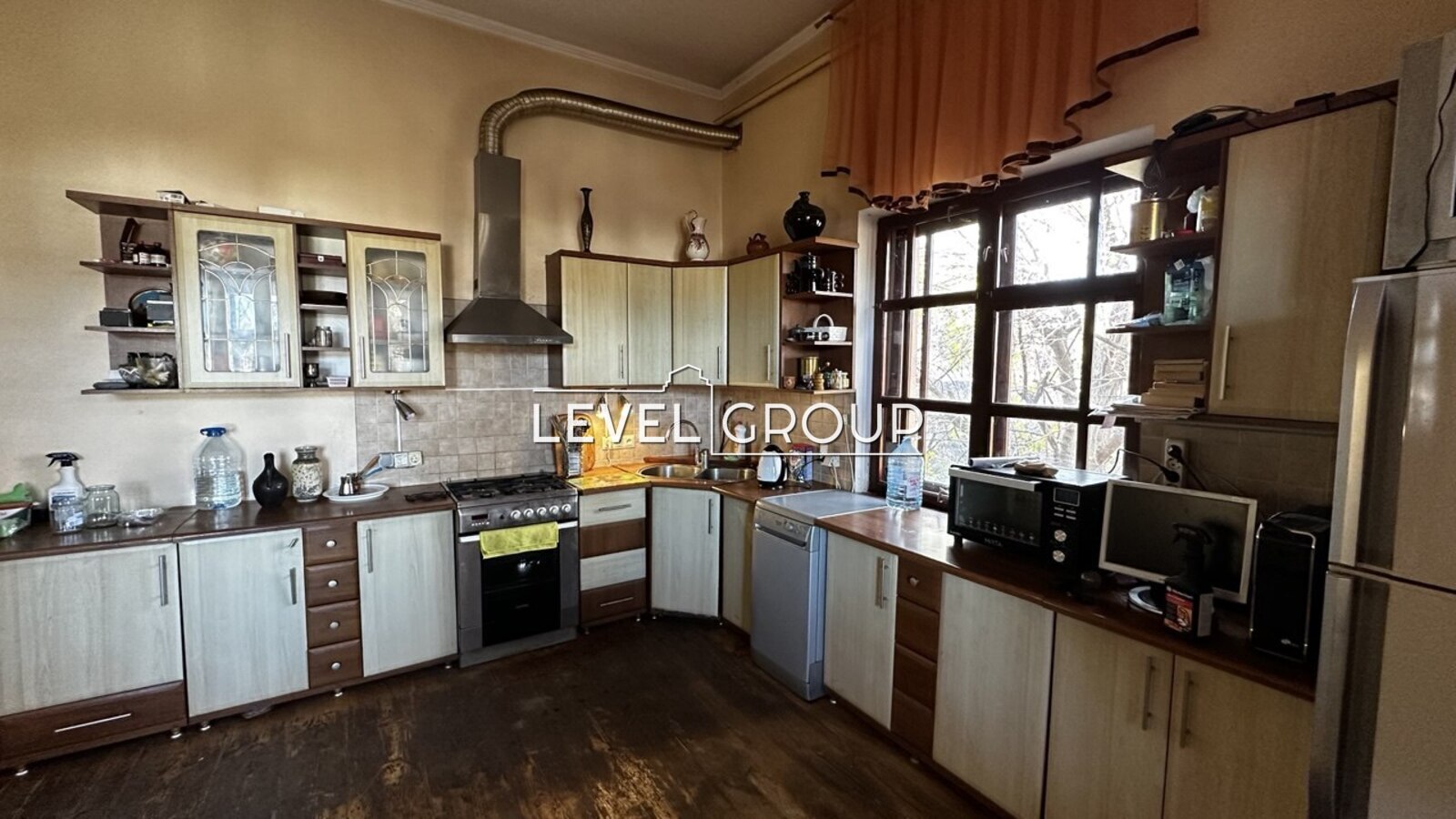 Мечнікова, 85 а