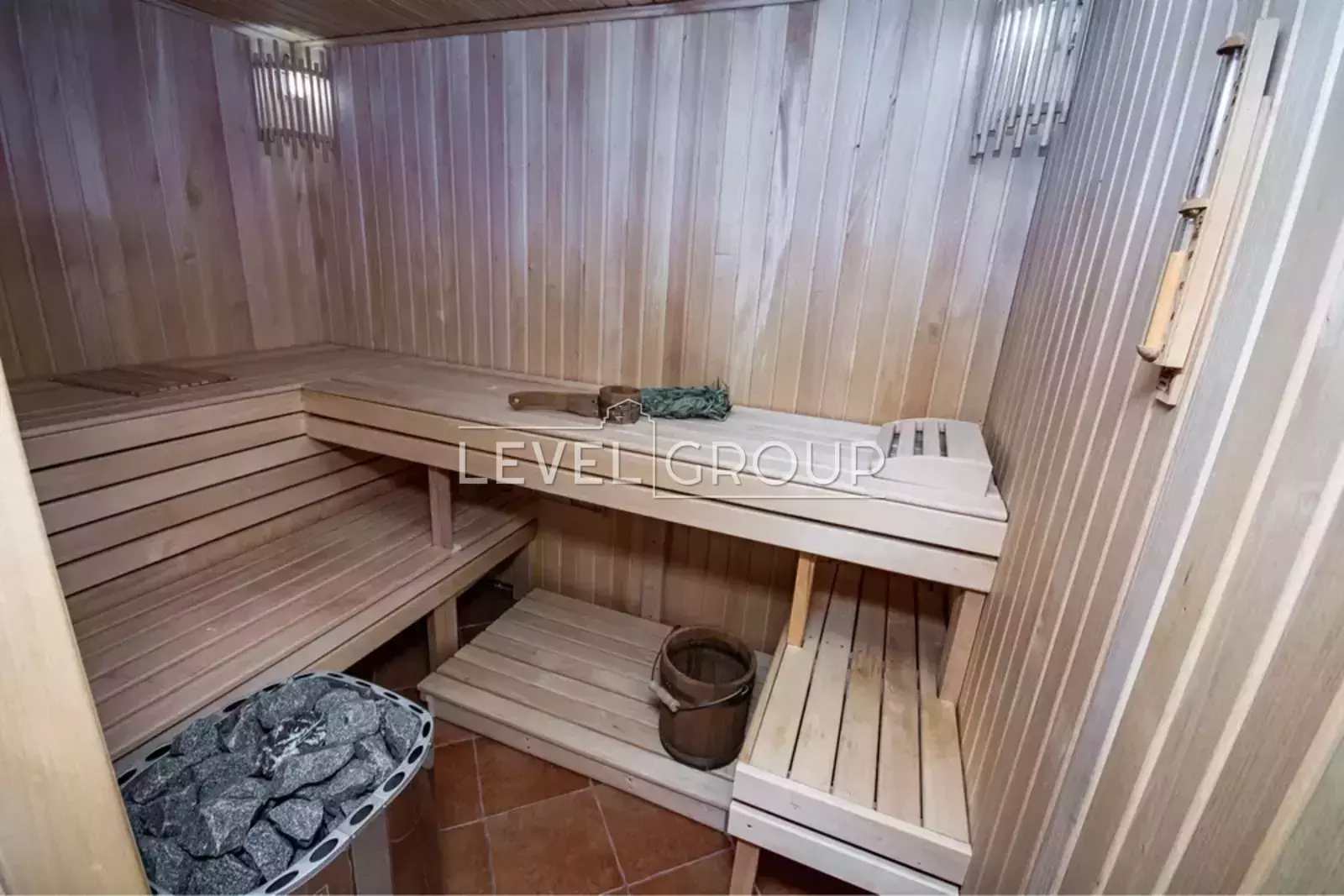 Амбулаторна вул.