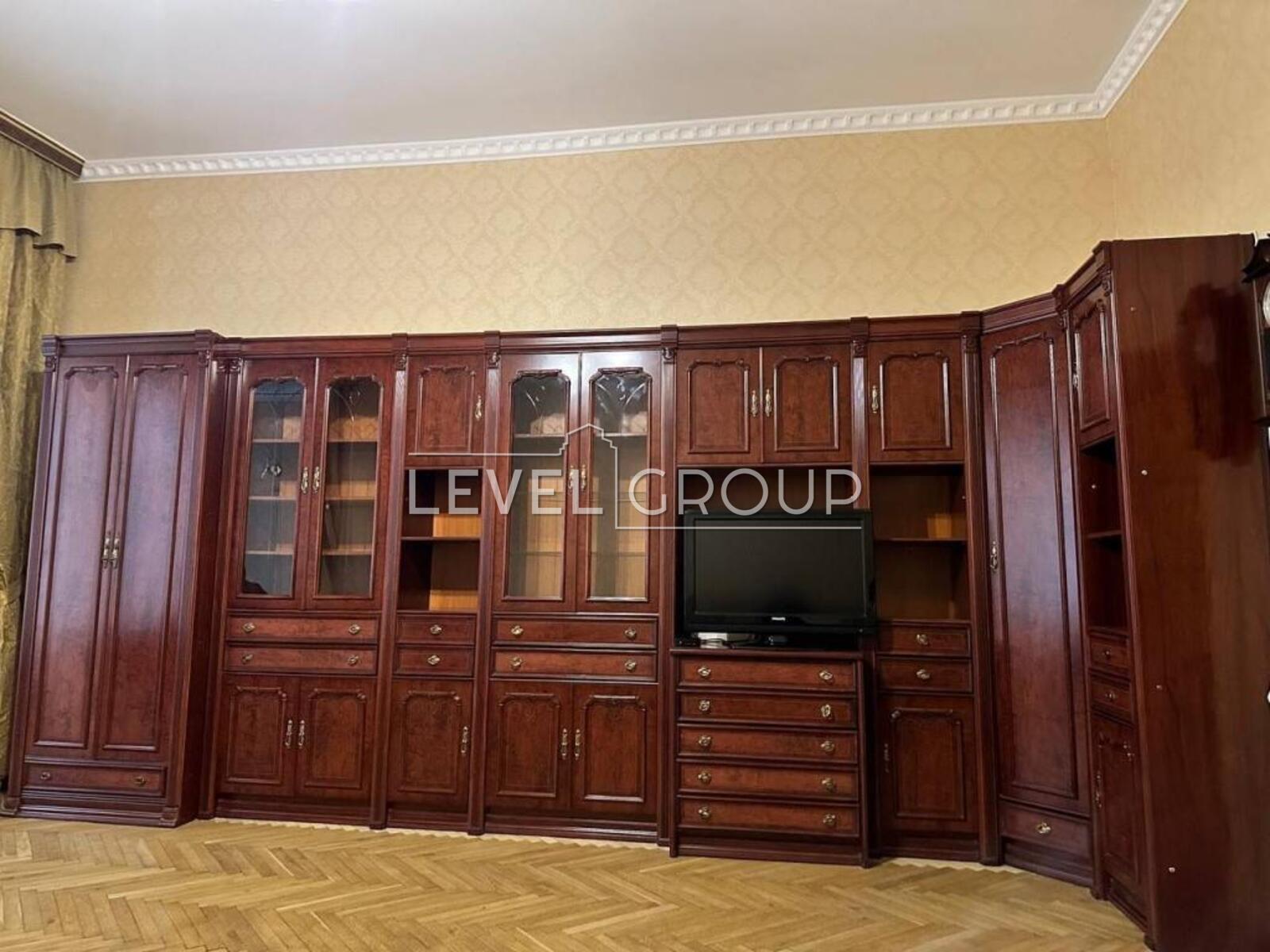 Olesya Honchara str., 88b