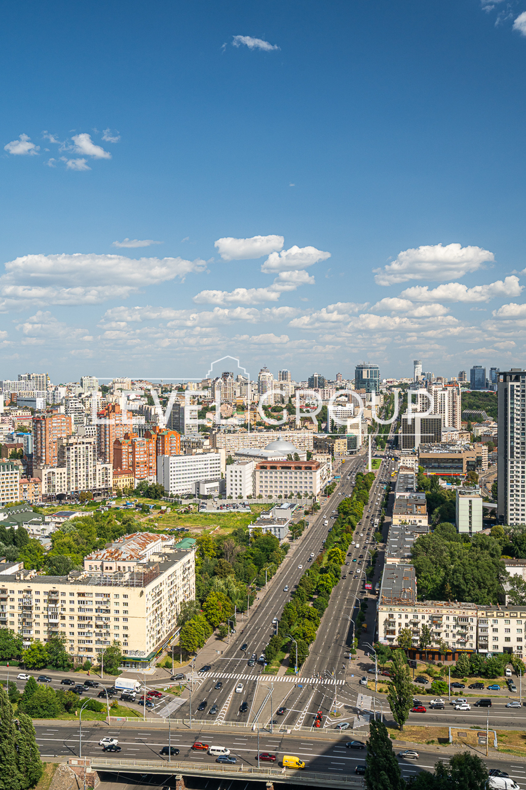 Берестейський просп. (Перемоги), 11