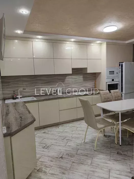 Нижньоключова, 14