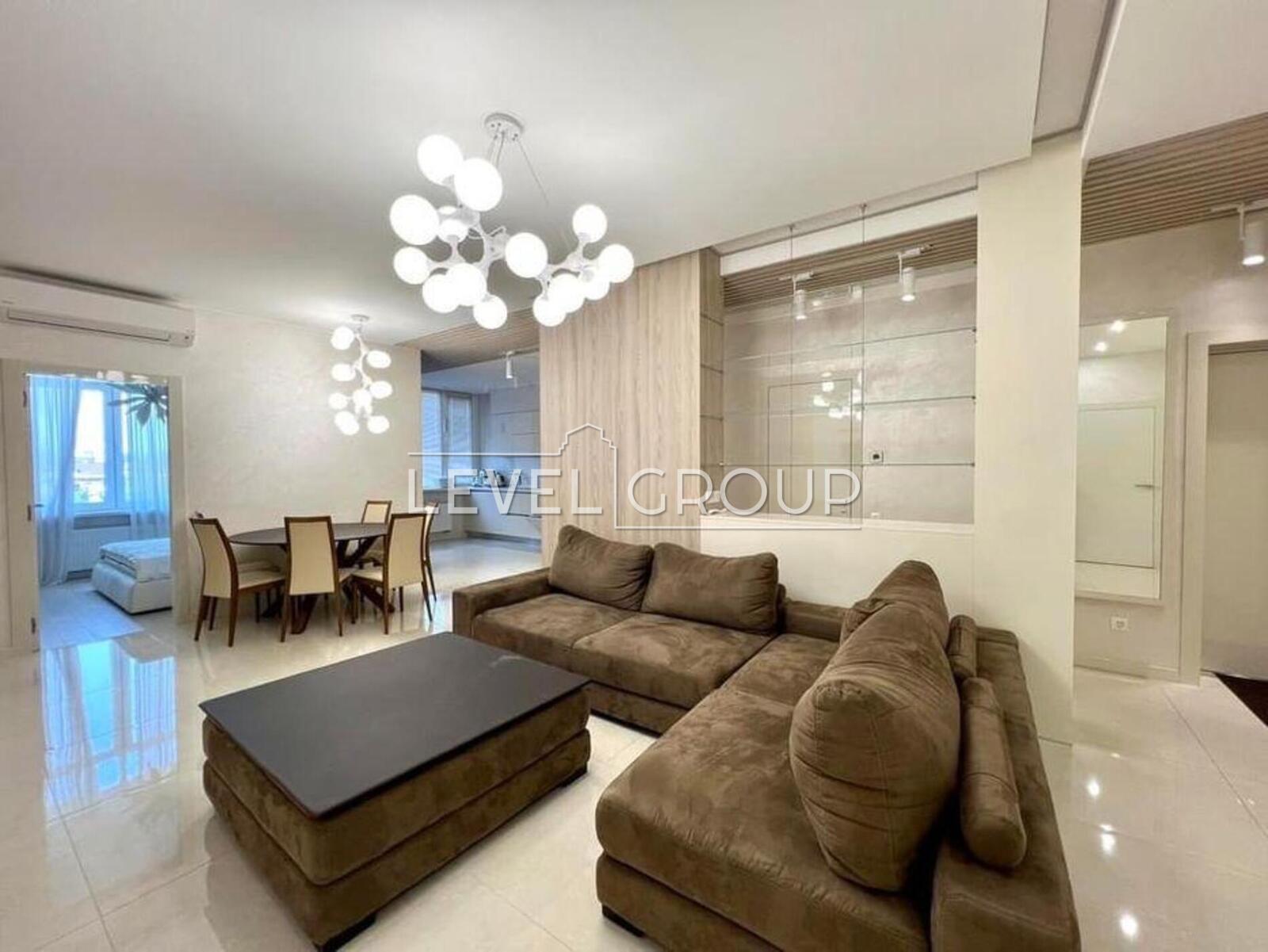 Yevhen Konovalets St. (Shchorsa), 34