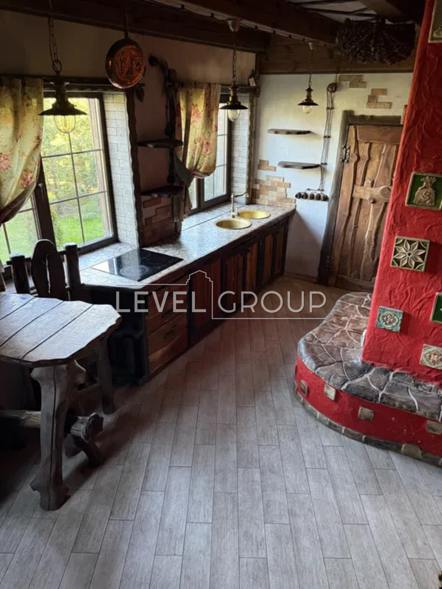 Садова вул., 59