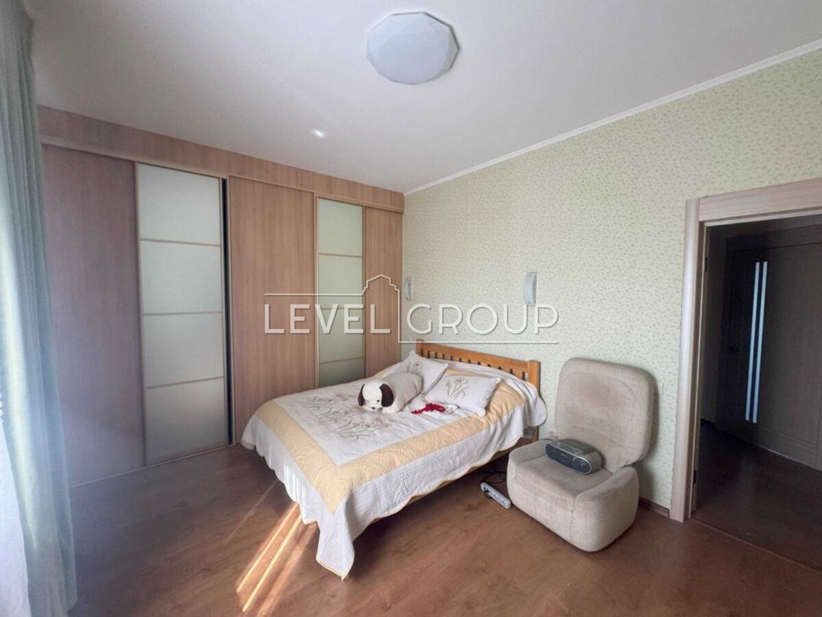 Boryspilska St., 52a