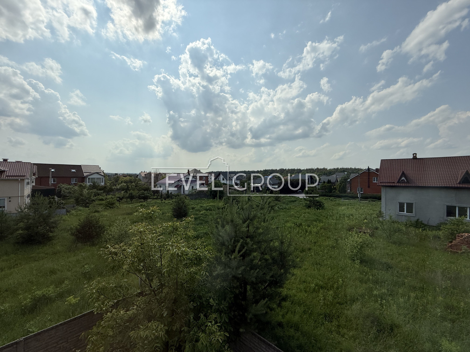 Миколаївська, 37