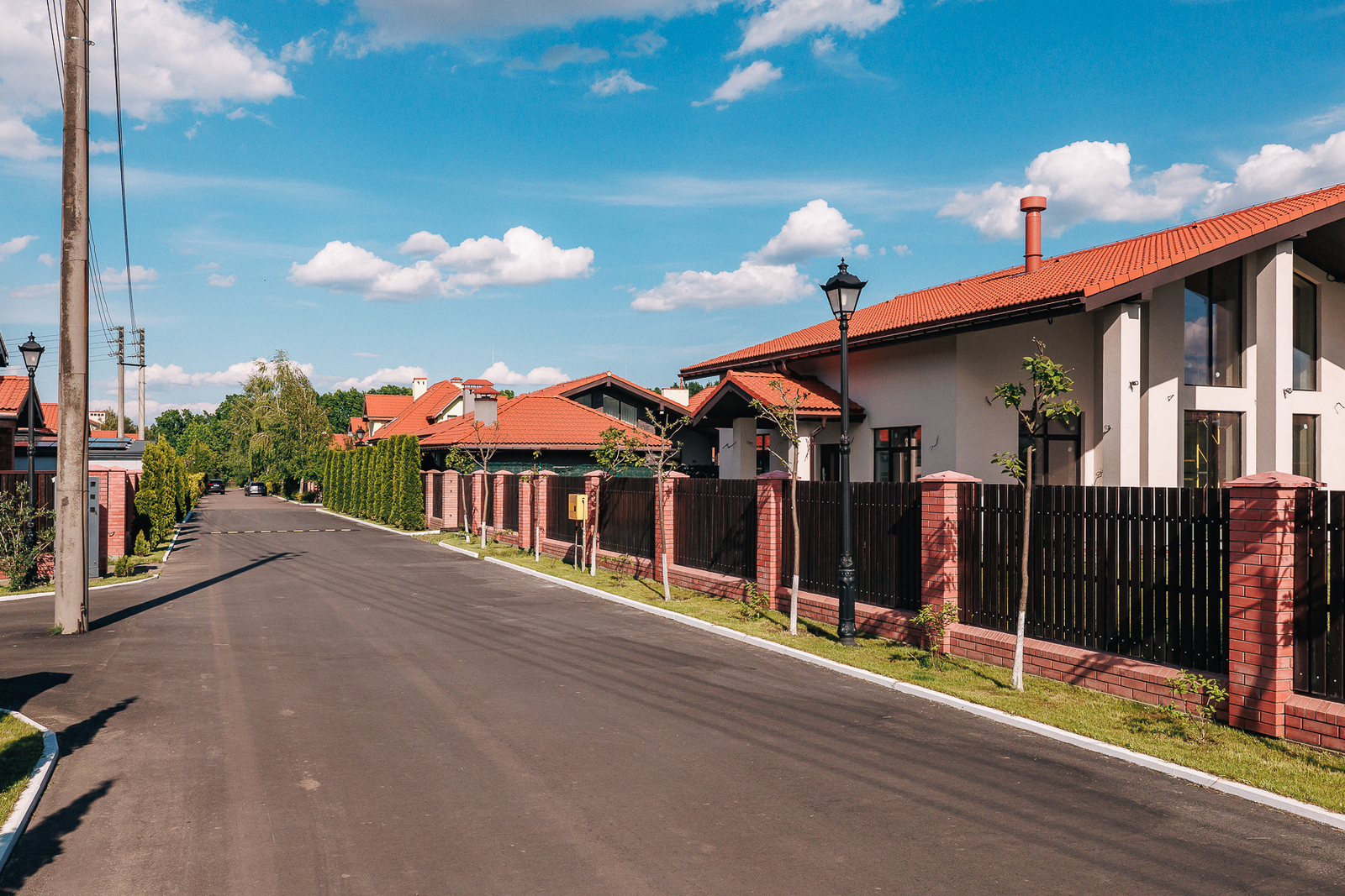 Юліанська, 53