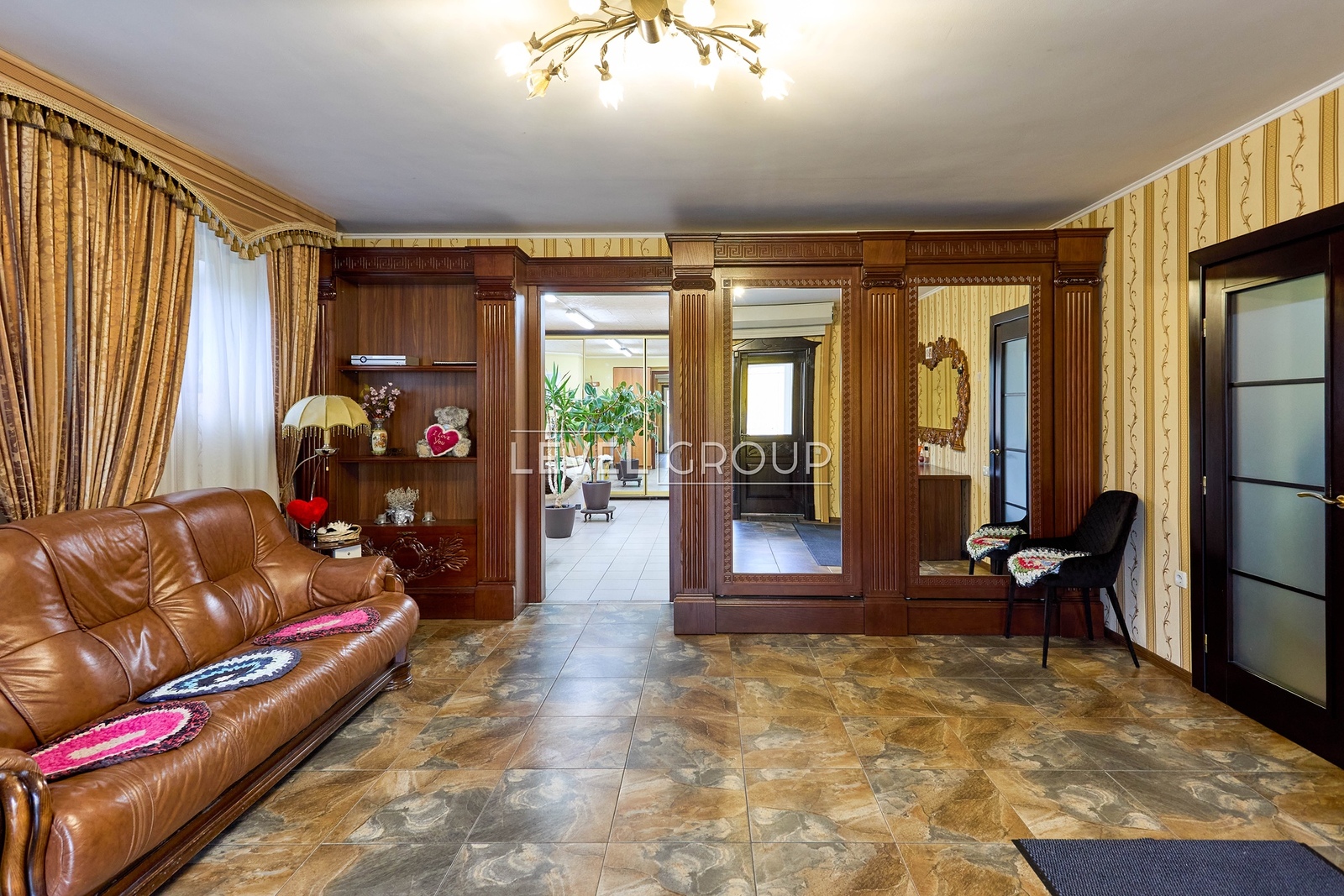 Ірпінська вул., 32