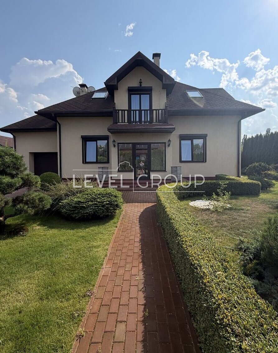Pirogova St.