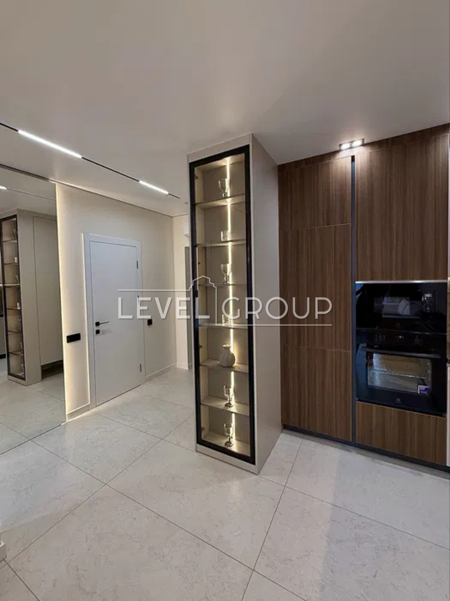 Oleksandra Olesia St., 9A
