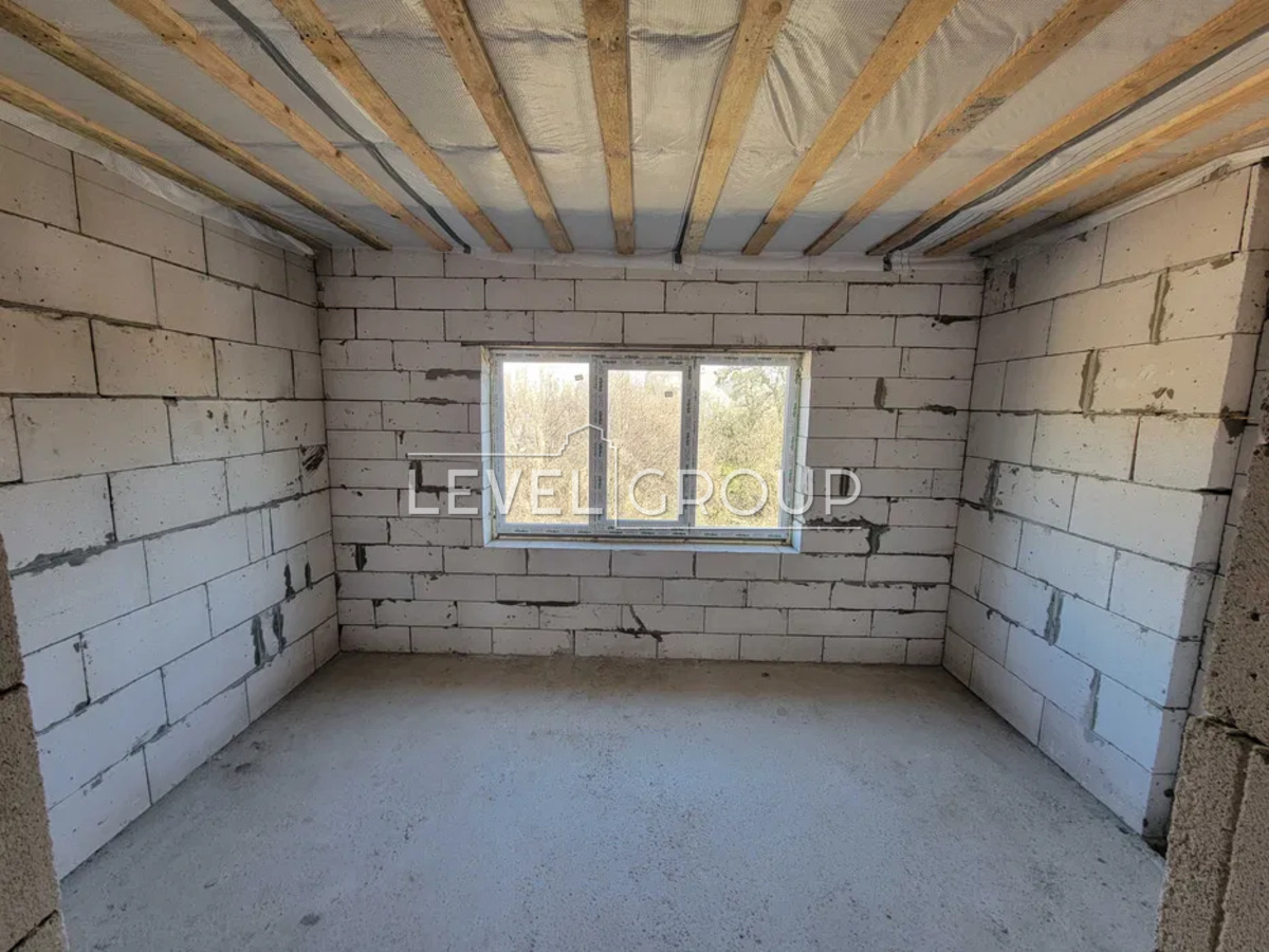 вул. Садова, 4