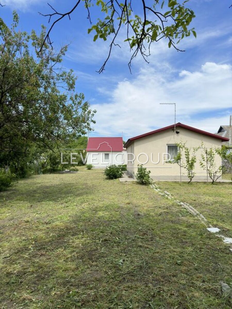 M. Karpenko St. (Kosiora), 4