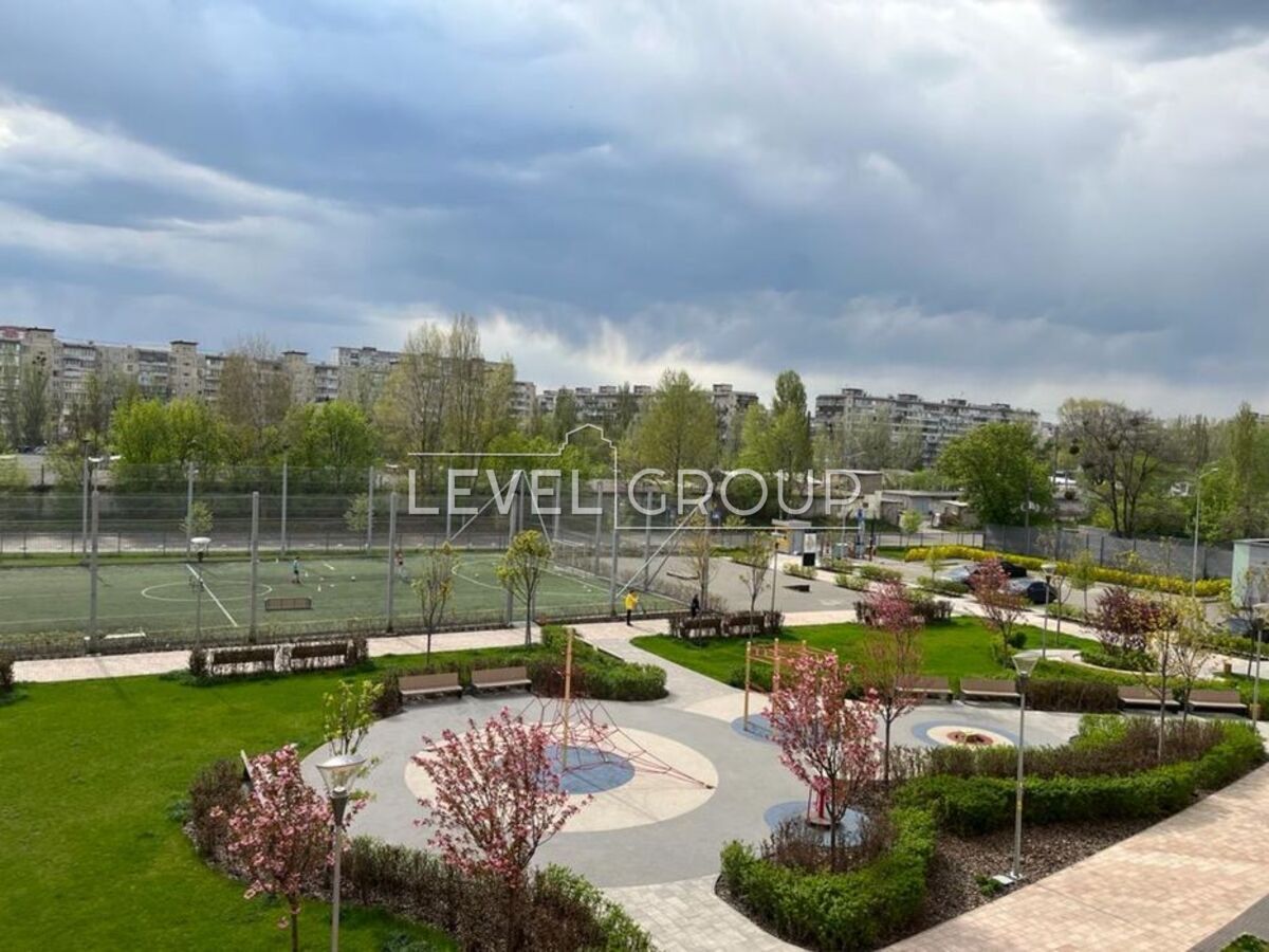 Yuriy Lypy St., 6