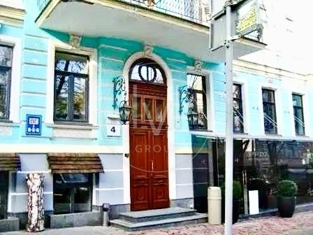 Volodymyrska St., 4