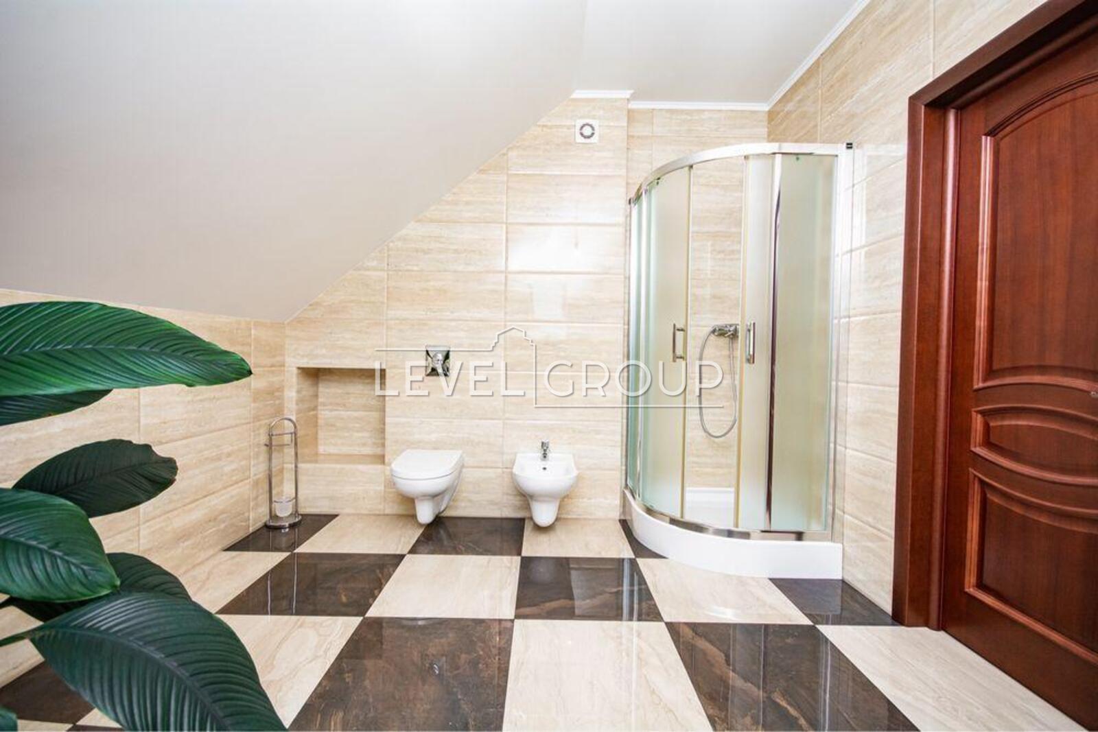 Амбулаторна вул.